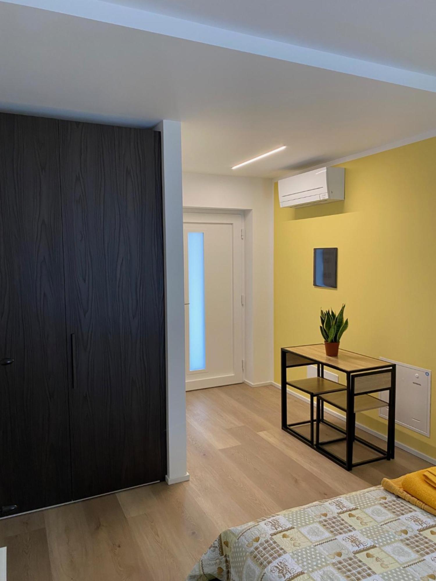 Lotus Garda Bed and Breakfast Riva del Garda Buitenkant foto